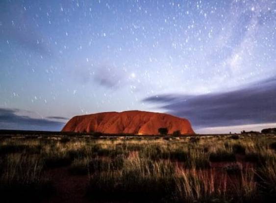 Uluru: um iceberg no meio do deserto